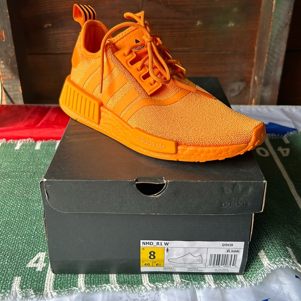 Women’s Adidas size 8 - orange - Brand new in box / never worn